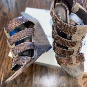 Elizabeth and James Olive Wedge